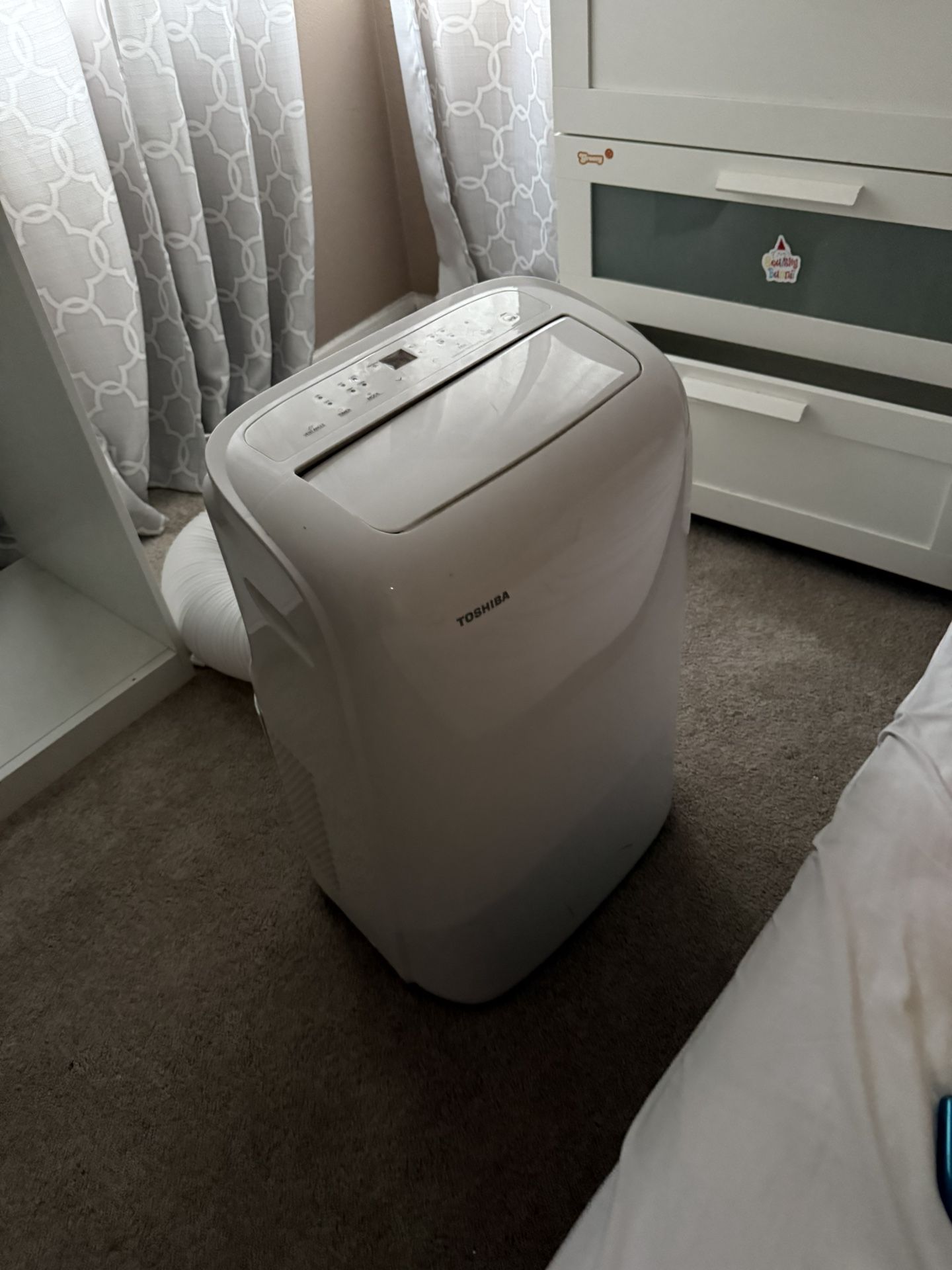 Toshiba Ac conditioner unit