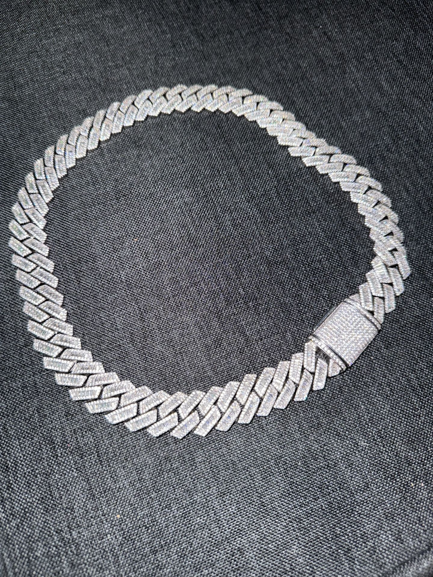 Cuban Link Chain Vvs Diamonds