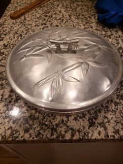 Vintage Everlast Aluminum B42 Casserole With Pyrex Serving Dish