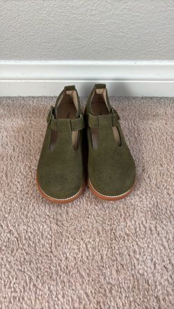 Felix & Flora Green Suede New 9M