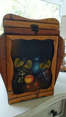14x11x9 vintage four bottle Holder