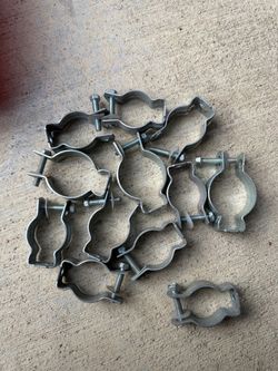 Lot of CADDY Metal Conduit Pipe Clamps 1-1/4” & 1-1/2” Galvanized