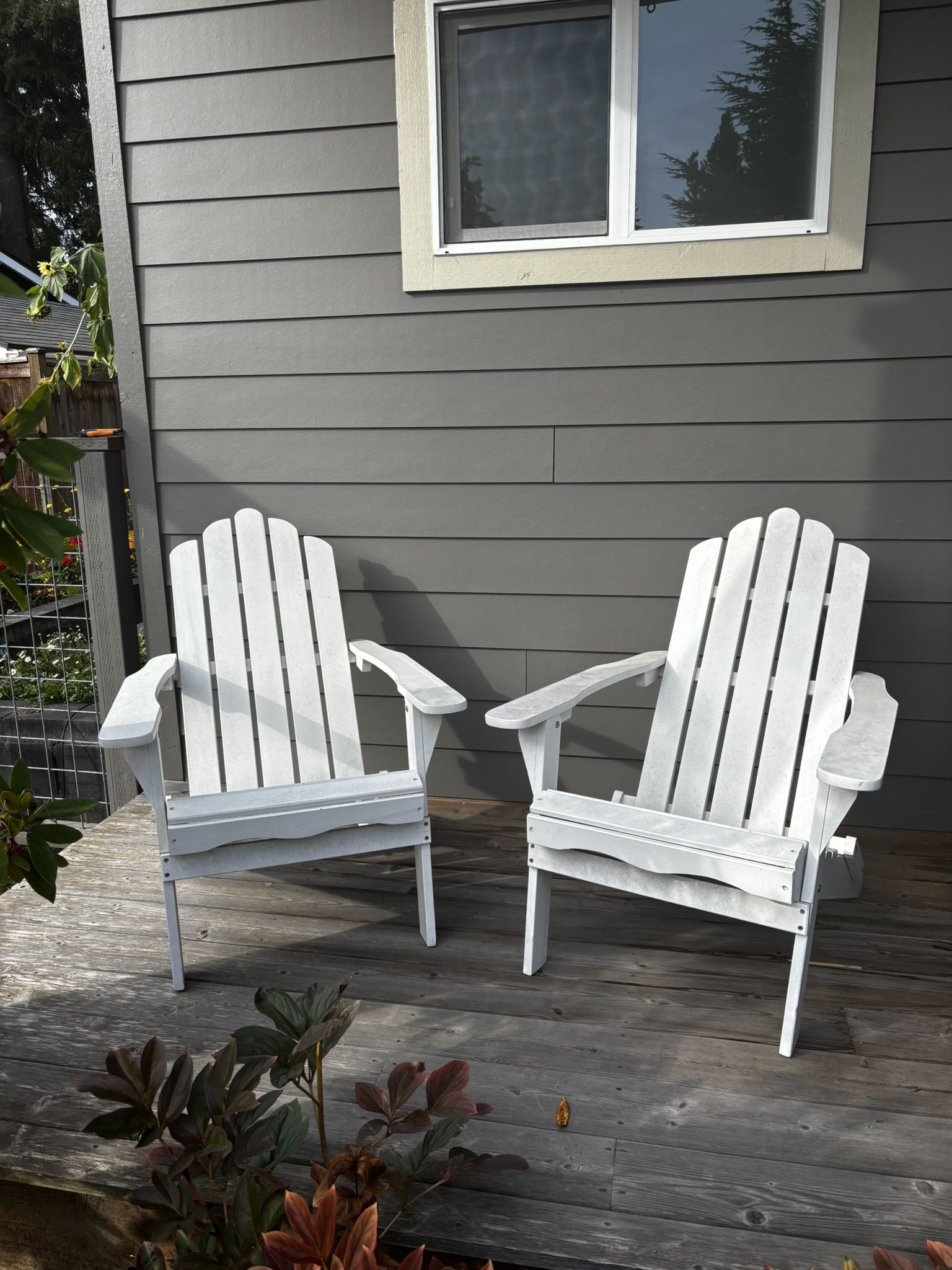 Adirondack Chairs, White