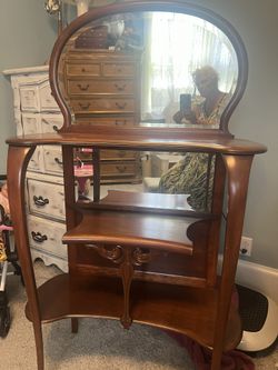 Pretty Antique Plant Or Nic Mac Stand