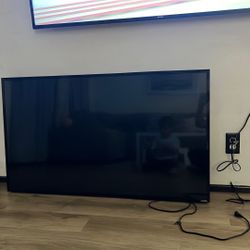 49 Inch Vizio Tv Very Clean No Stand Just Back Wall Brackets