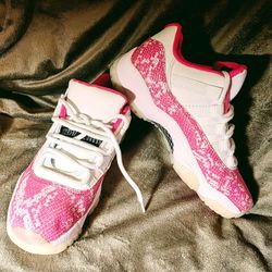Jordan's Retro Size 6.5