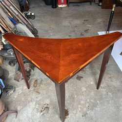 Triangle Table Just Refinished It As Is In My Warehouse In  Lake Stevens Cash Only 