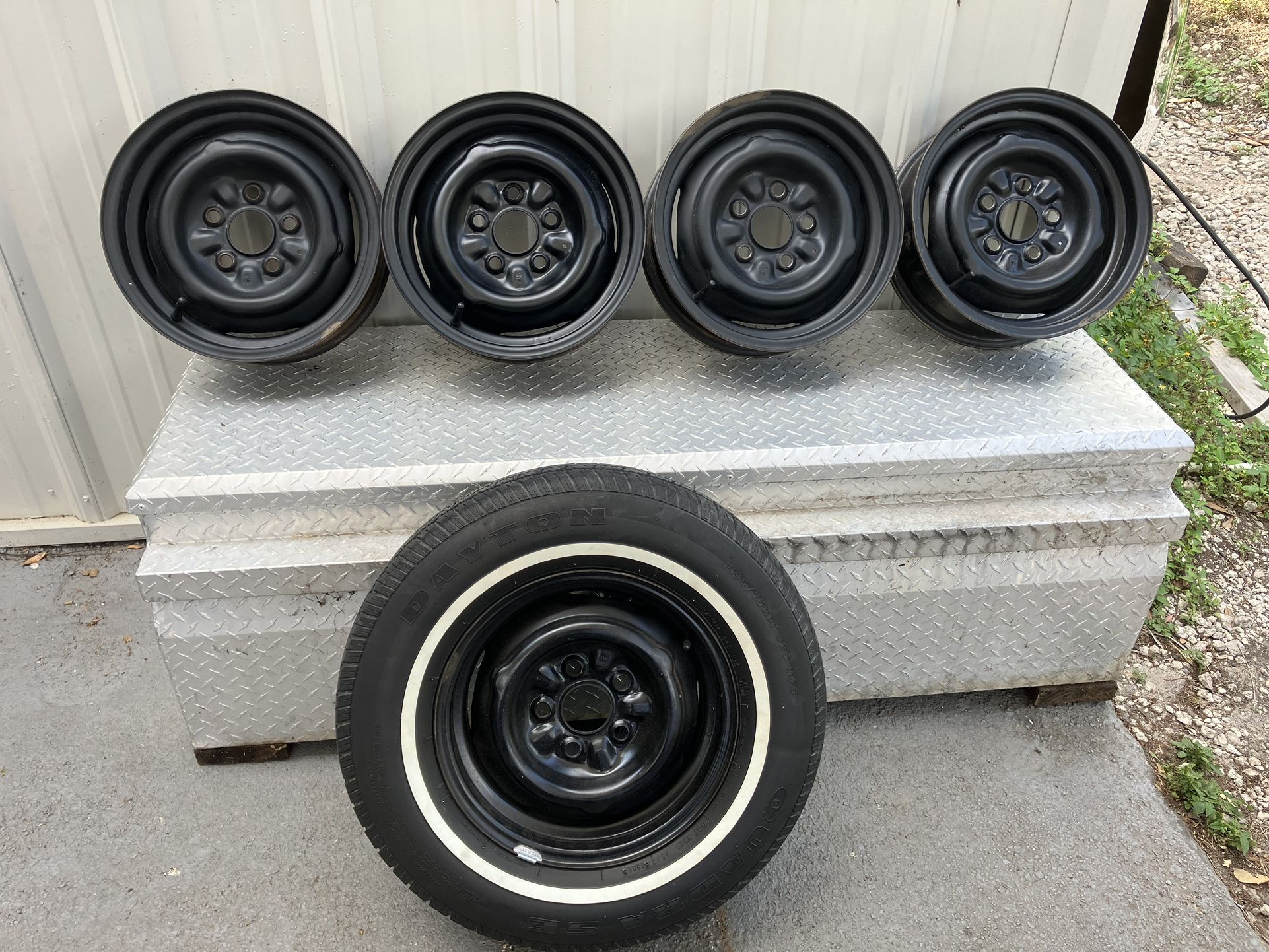 Ford 14” Steel Wheels Mustang/Torino