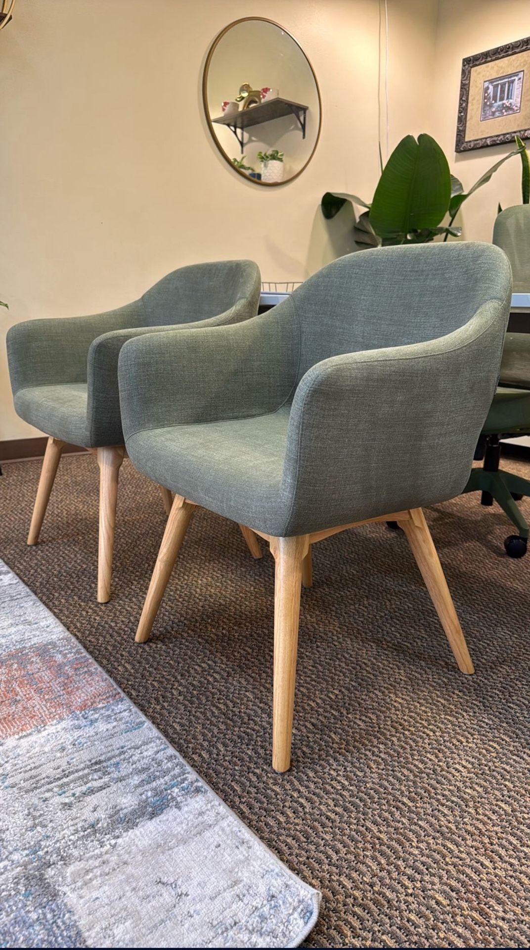 Office Lounge Chair