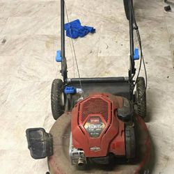 Self Propelled Lawn Mower Runs Great 