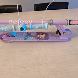 Beleev Purple Mermaid Light Up Scooter