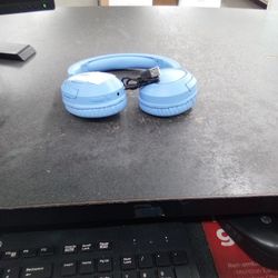 Headphones No Brand Name 