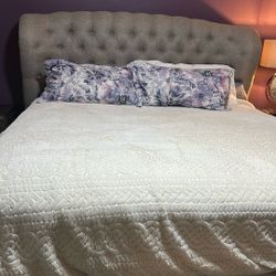 King Size Bed With Mattress 