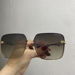 Sunglasses Miu Miu 