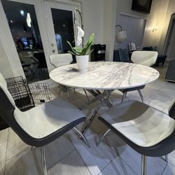 Round Dining Table From El Dorado Furniture 3 Years Old 