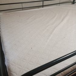 Full Size Mattress 