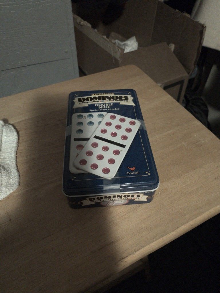 COLLECTORS DOMINOES