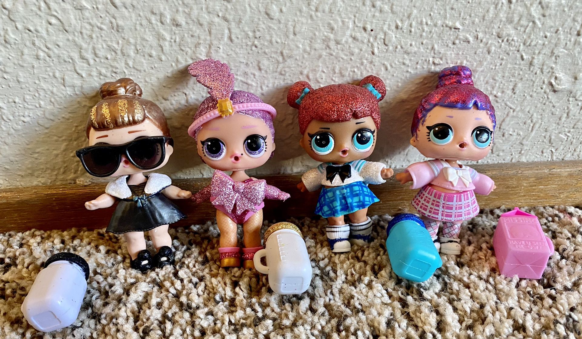 LOL Surprise glitter dolls bundle