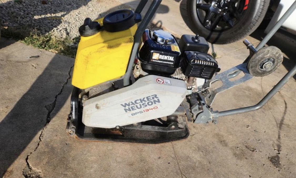 Wacker Neuson Vibratory Plate, Honda GX120 Engine,