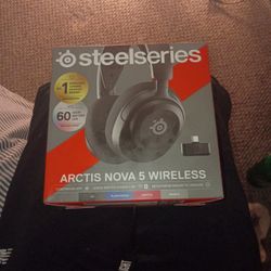 Steelseries Arctis Nova 5 Wireless 