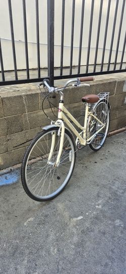 Schwinn Gateway Cruiser Bike