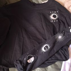 Women’s crop top T-shirt, long sleeve with embellishment