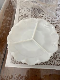 Beautiful Vintage Milk Glass three section dish