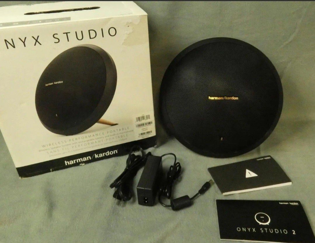 Harman Onyx Studio 2 Wireless Speaker ($350 Value) for Sale in New York, NY - OfferUp