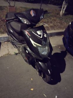 Eiclectic scooter 300 to 500