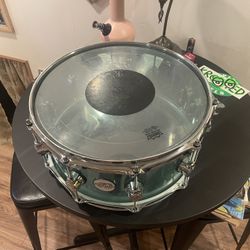 DW Acrylic Series Snare Drum