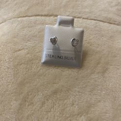 silver diamond heart earrings