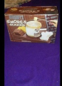 HERSHEY SMORES MAKER