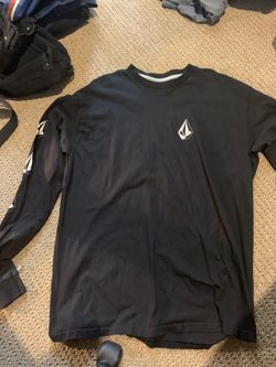 VOLCOM long sleeve