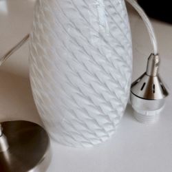 Pendant Light!!! $25 Works Grate!!! 