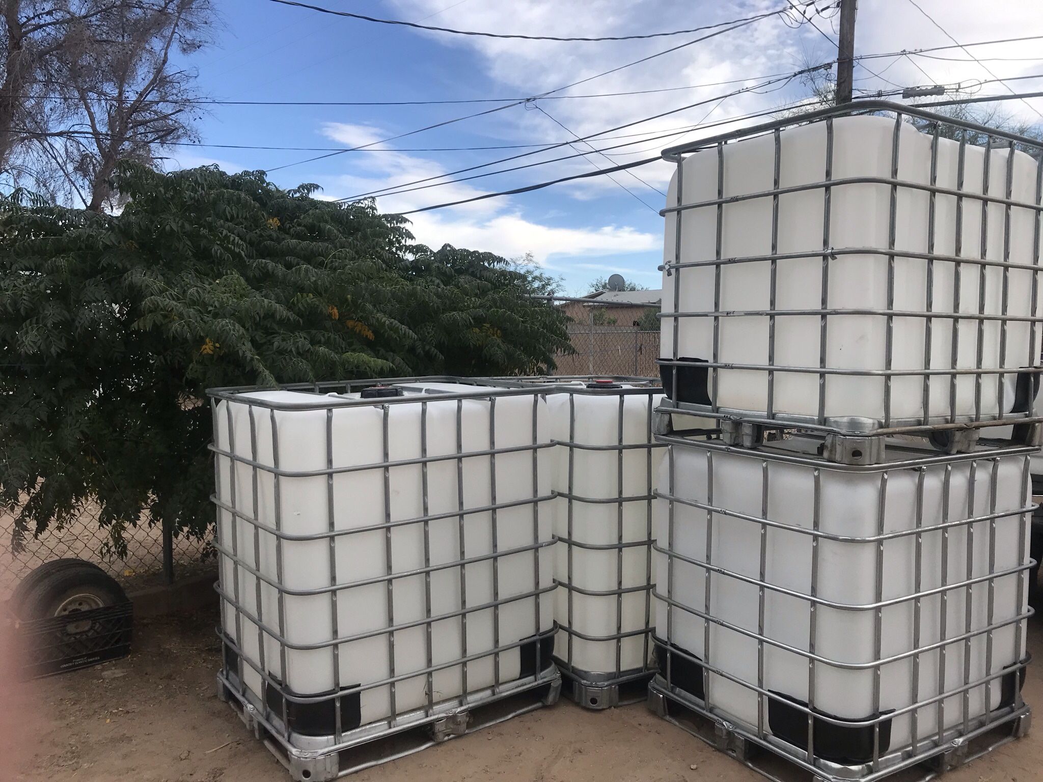 Clean Water Totes 280 Gals 75 Dollars