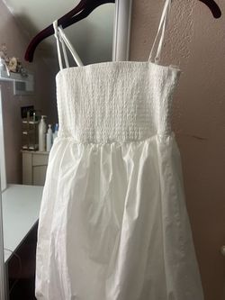Floral formal spring dresses. Sizes small medium