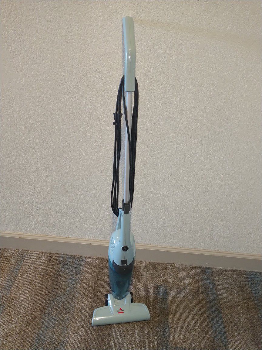 2 Bissell Light Weight Upright Stick Vacuum Cleaner