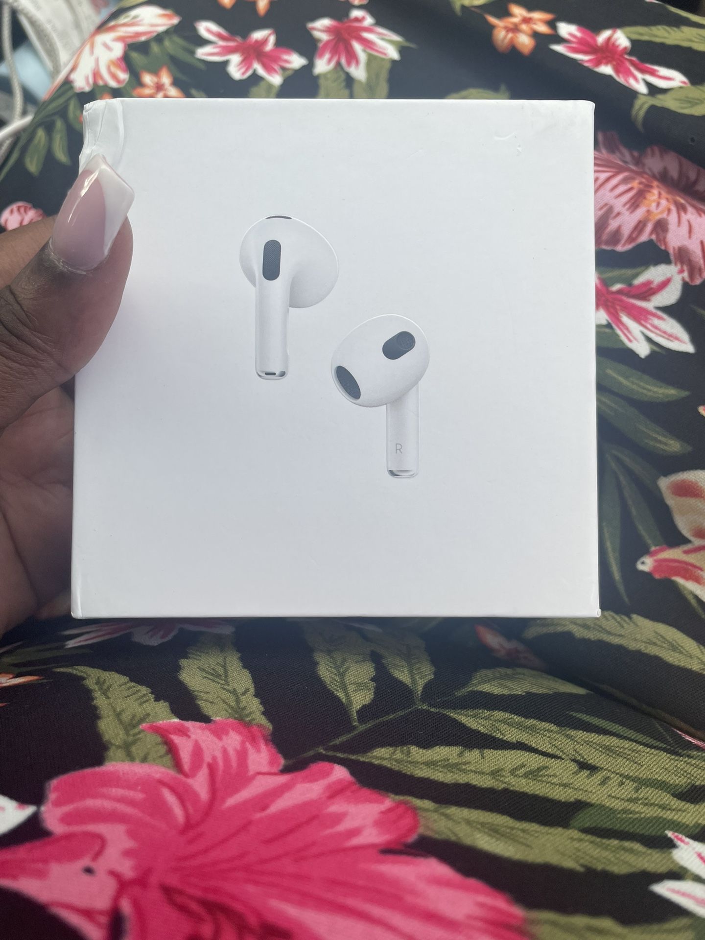 Brand New Wireless Bluetooth Earbuds