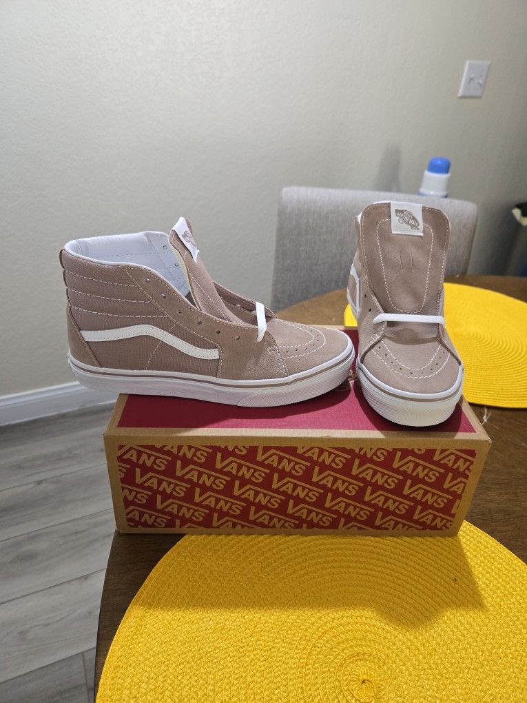 VANS Youth Unisex Brand New With Box