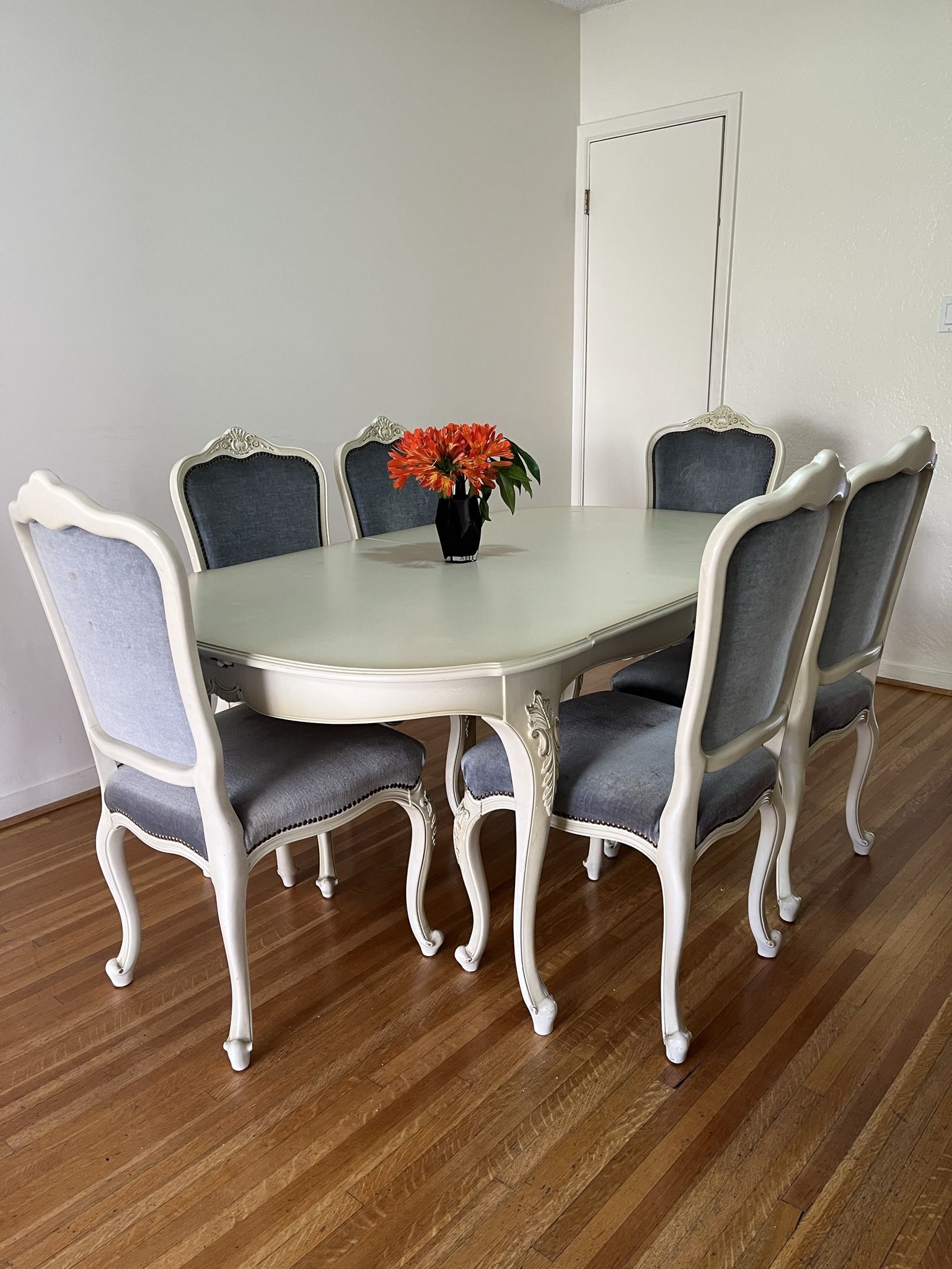 Wahring Extendable Table 