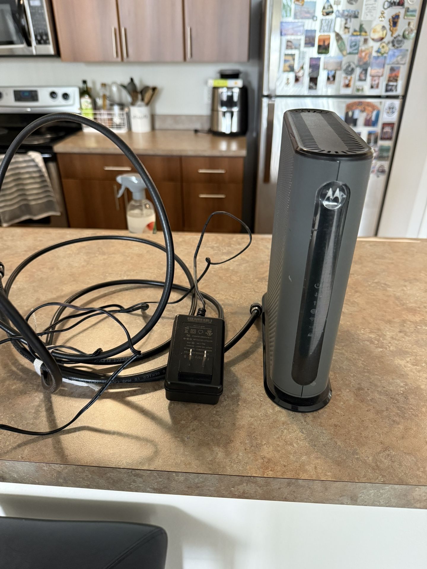 Motorola AC1900 MG7550 Modem Router Combo
