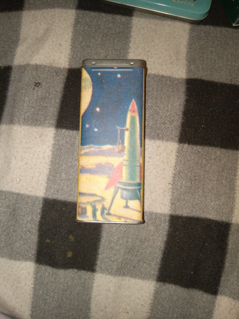 Fossil Tin 2000