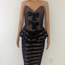 ISABELLE ALLARD chocolate dress with bows, size 40 🎀✨  