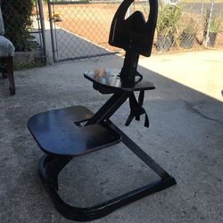 Svan High Chair