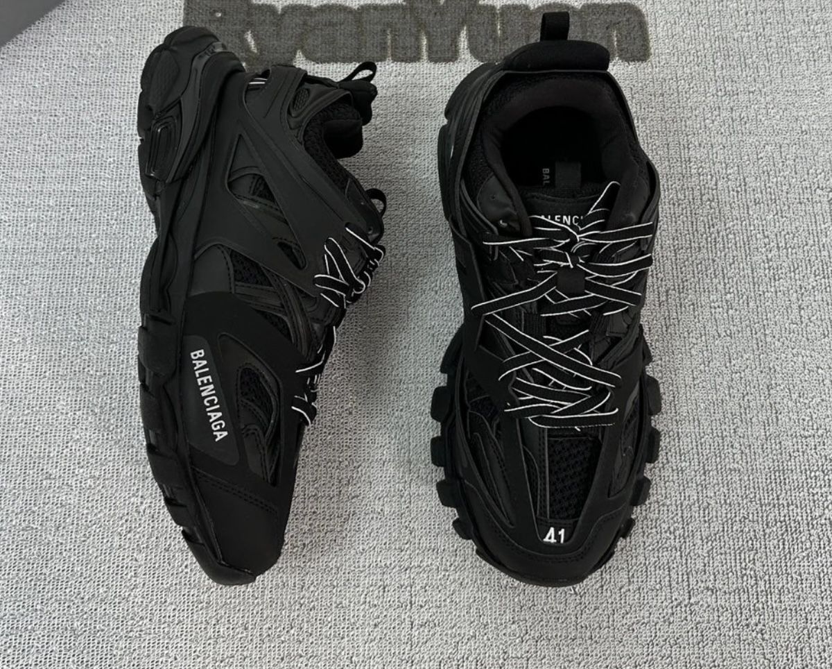 Balenci Tracks Triple S