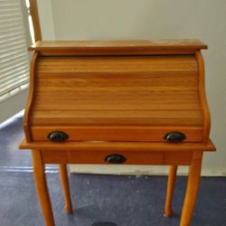 Small Desk Oak