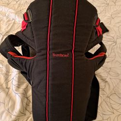 BABY BJORN - BABY CARRIER