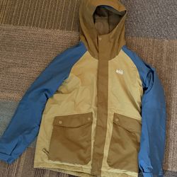 winter Jacket – Youth Size Large (14-16) –REI