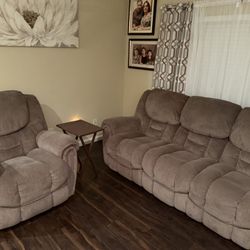 Sofa And Loveseat For Sale. Best Offer For 500 Bucks.