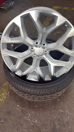 26” 6-Lug Rims + Tires | Truck/SUV